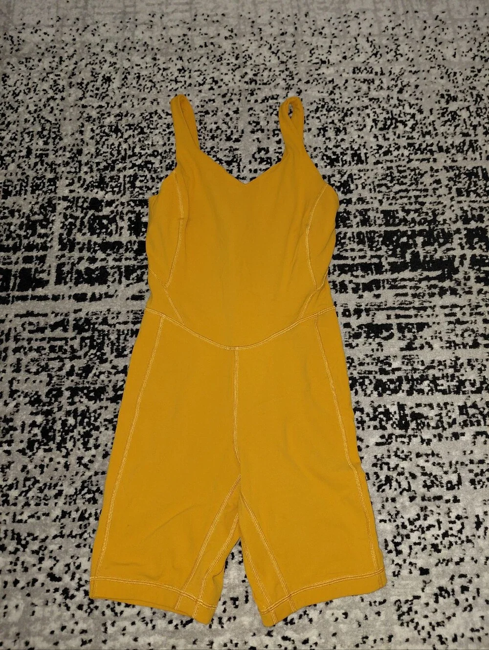 lululemon athletica sleek one